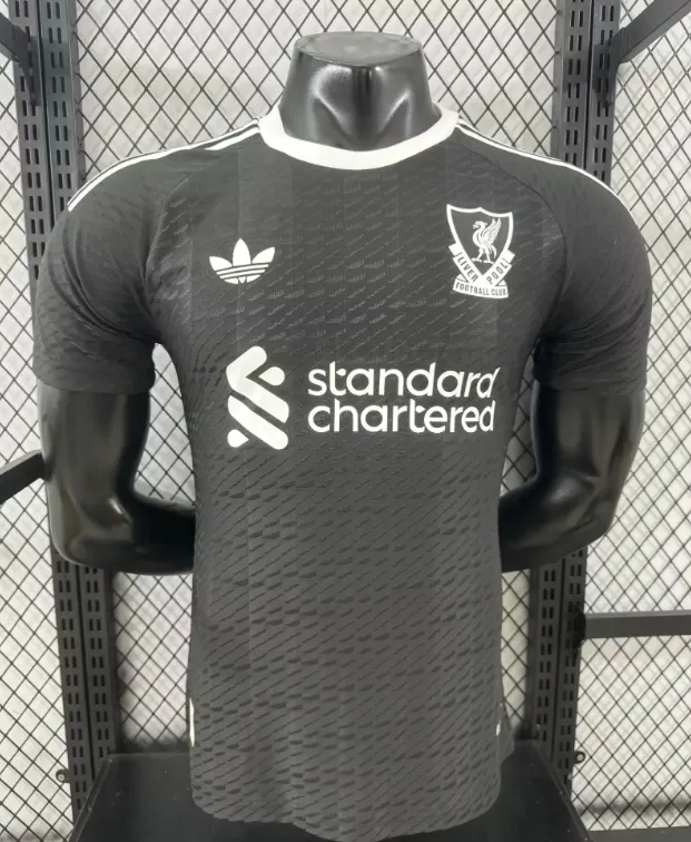 Liverpool FC goalkeeper jersey 2025-26 - player version