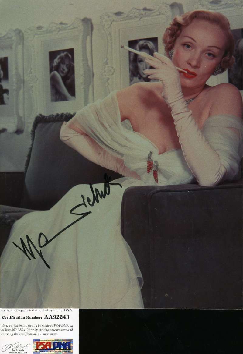 Marlene Dietrich Psa/dna Coa Hand Signed 8x10 Photo Poster painting Authentic Autograph