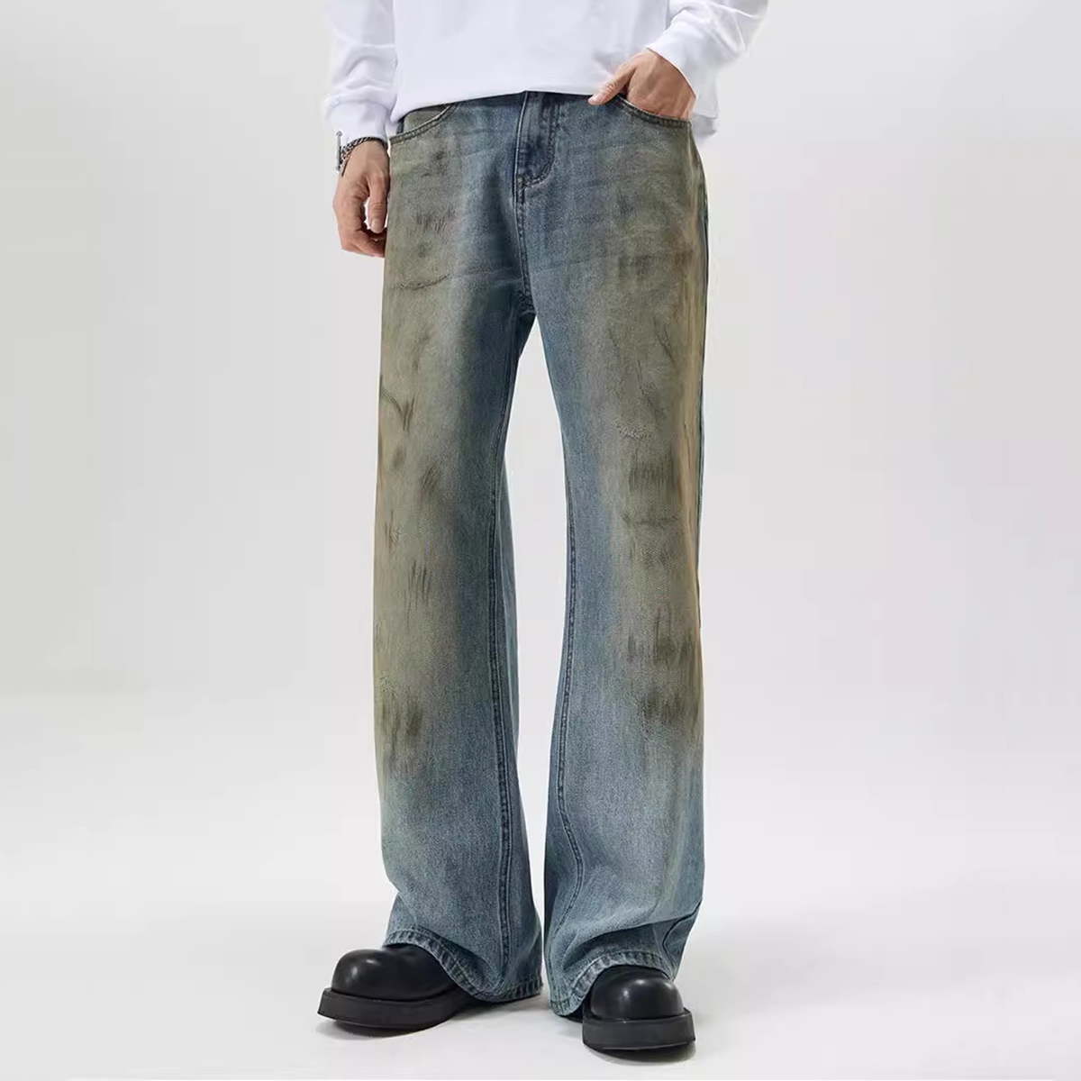 Men's Mud-Dyed Dirtyfit Loose Bootcut Jeans - SOPULA