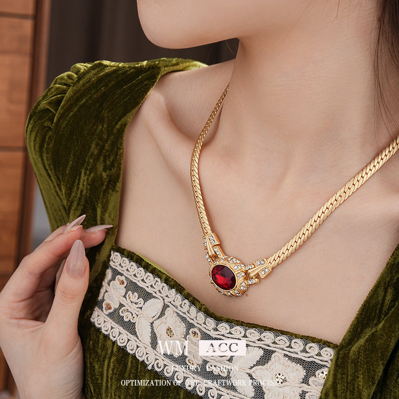 Medieval Ellipse Geometric Alloy Diamond Inlay Necklaces