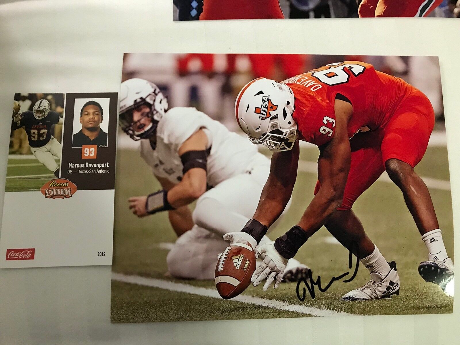 Marcus Davenport UTSA Texas San Antonio signed autographed 8x10 football Photo Poster painting