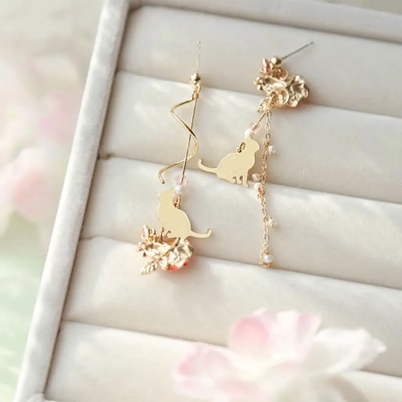 Asymmetrical Cat Blossom 925 Sterling Silver Stud Earrings Ear Clip