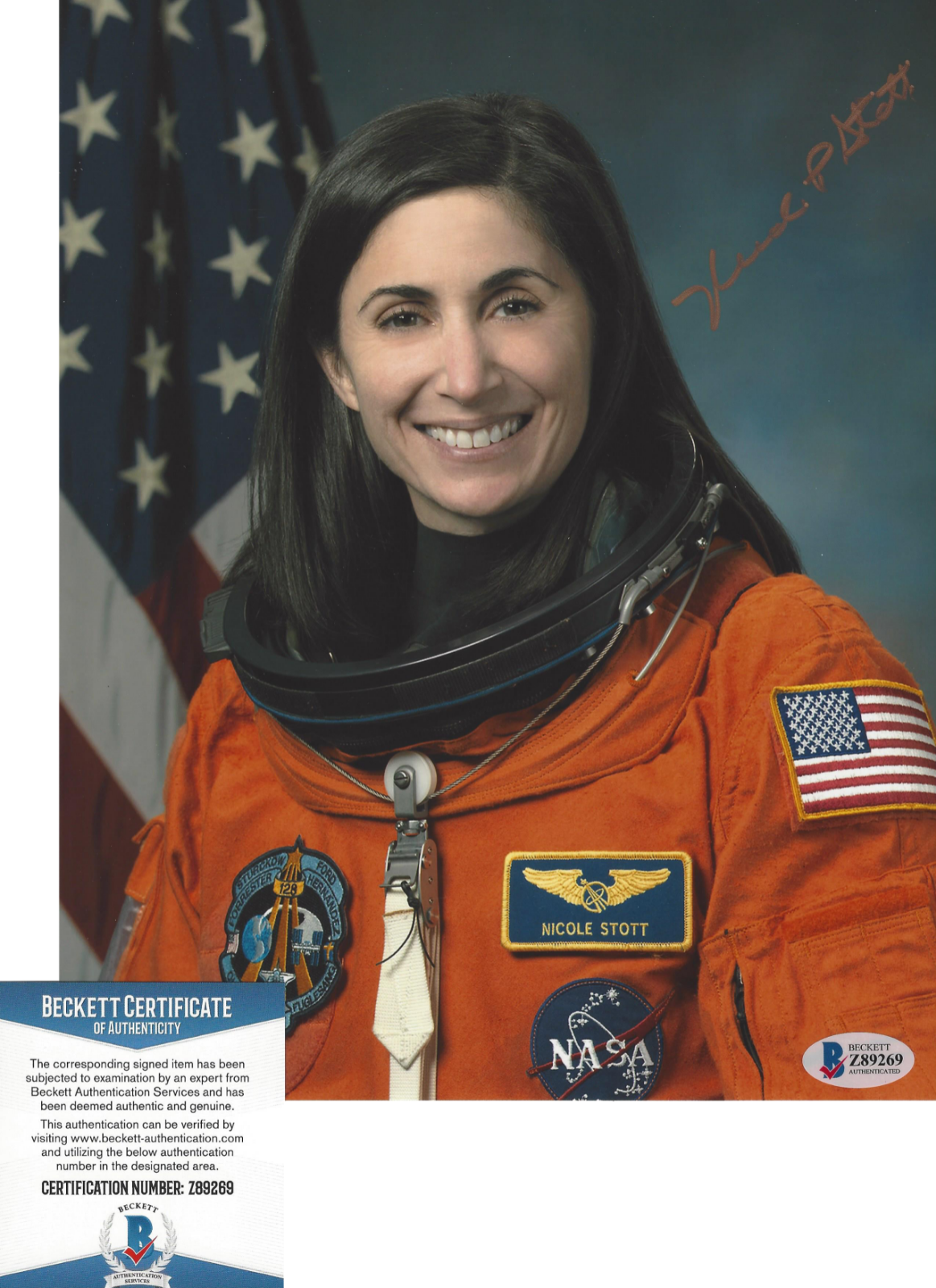 NICOLE STOTT NASA ASTRONAUT EXPEDITION 20 SIGNED 8x10 Photo Poster painting BECKETT COA BAS