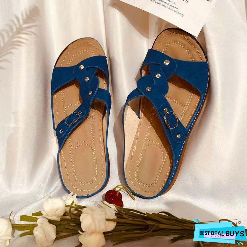 Pi Clue Artificial Leather Low Heel Rivet Slipper