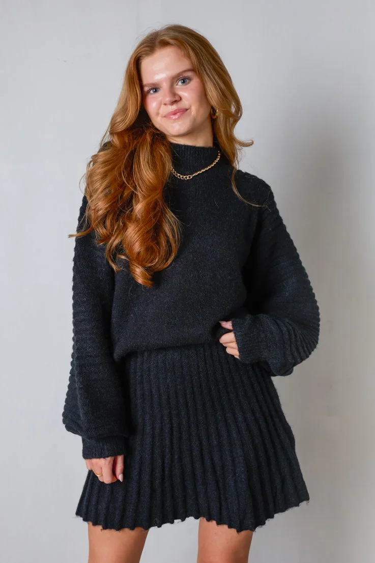Pleated Knit Skirt Set
