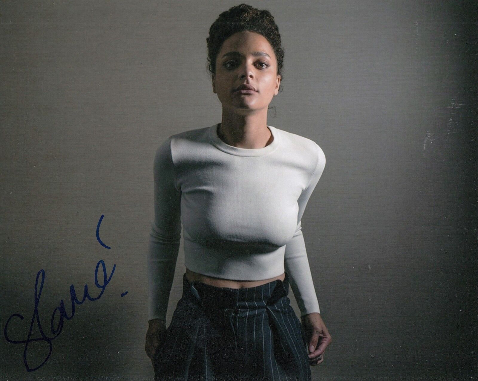 SASHA LANE signed (AMERICAN HONEY) Actress 8X10 Photo Poster painting autographed W/COA #2