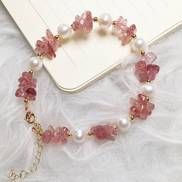 Natural Pigeon Blood Strawberry Crystal Pearl Bracelet KERENTILA