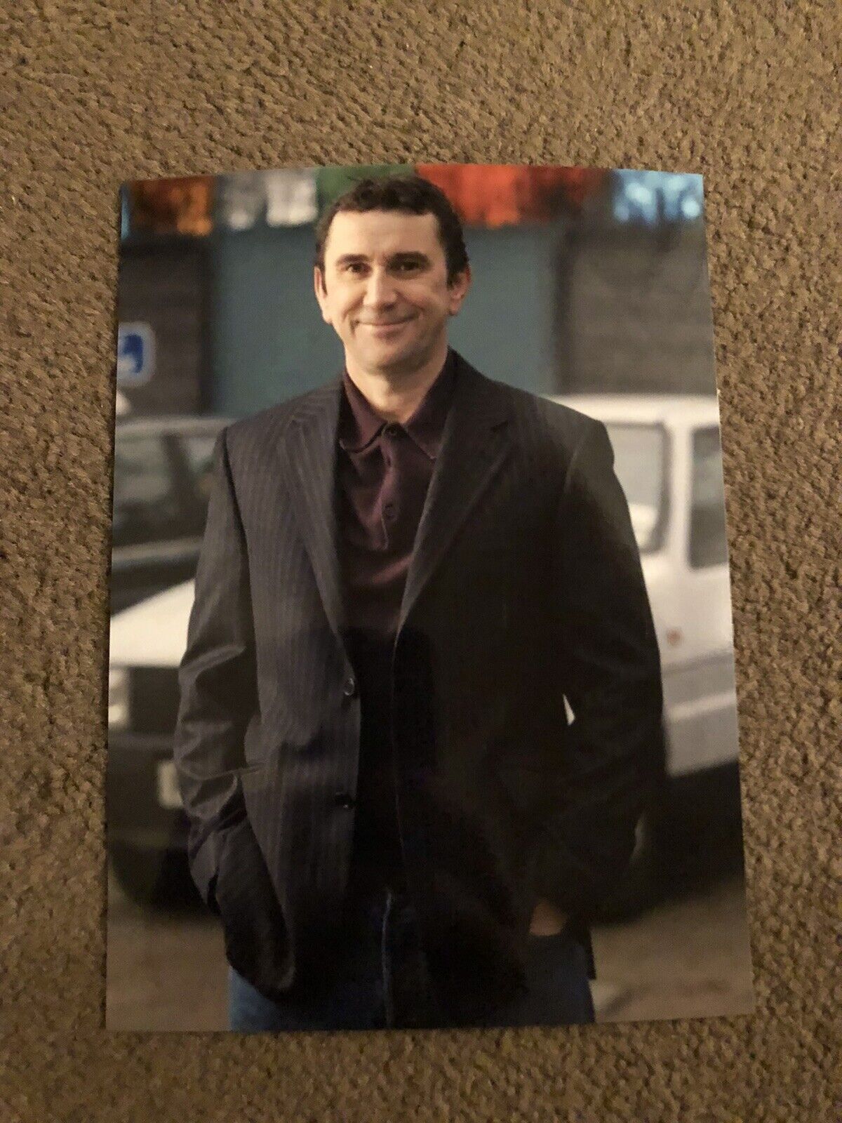 PHIL DANIELS (EASTENDERS) UNSIGNED Photo Poster painting- 7x5”