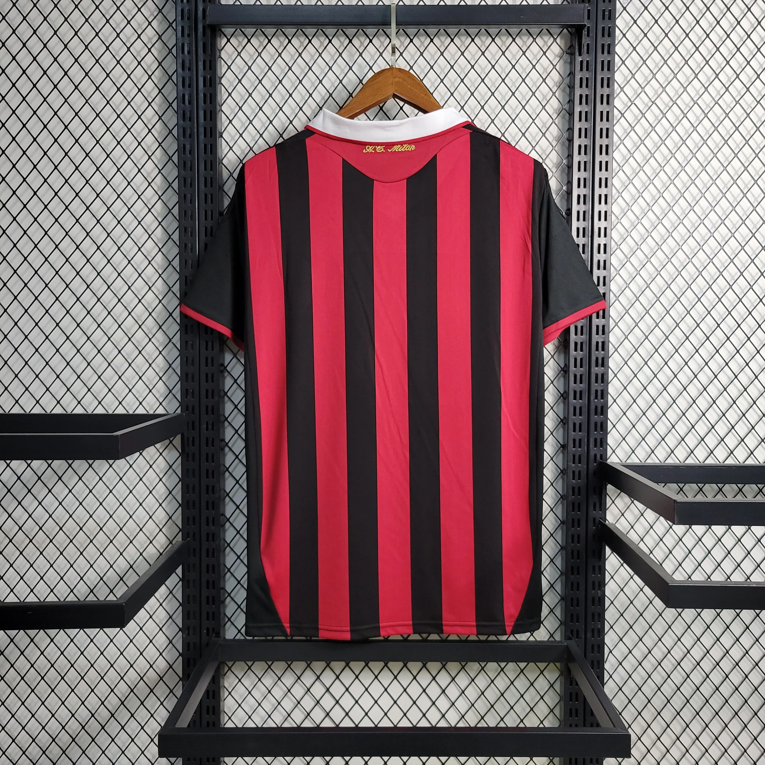 Retro 2009-2010 AC Milan Home Football Shirt Thai Quality
