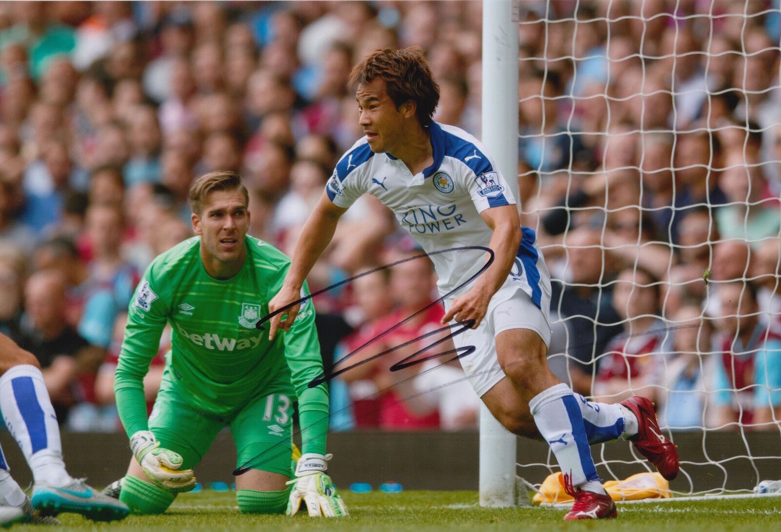 LEICESTER CITY HAND SIGNED SHINJI OKAZAKI 12X8 Photo Poster painting 20.