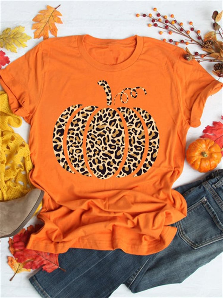 Leopard Pumpkin Graphic Comfy T Shirt