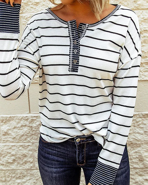 New Loose Striped Contrast Button Top