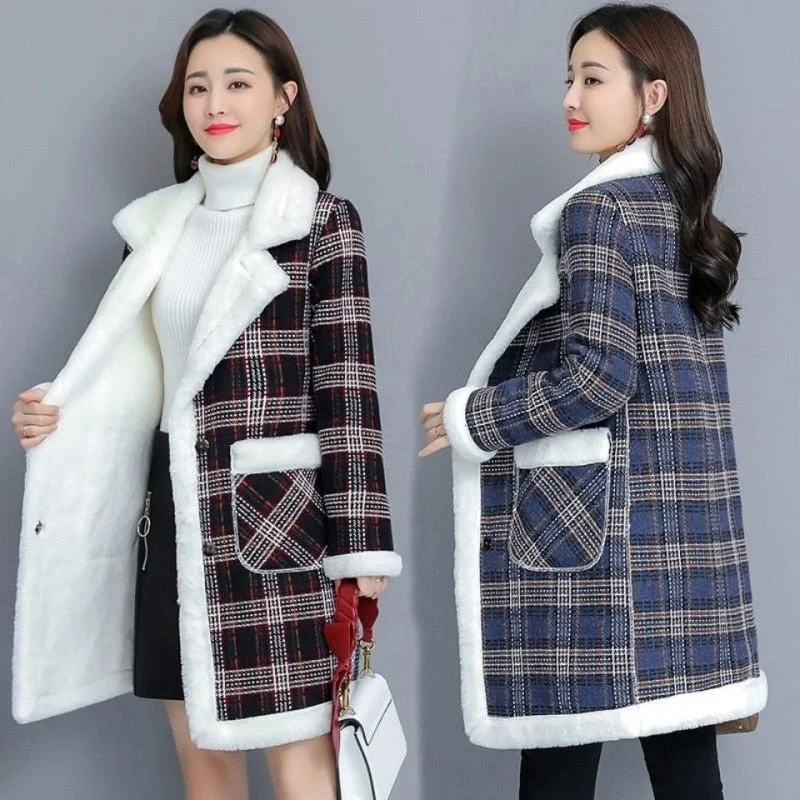 2021 Winter Korean New Large Size Loose Mother's Dress With Cashmere And Thickened Cardigan Imitation Lamb Wool Coat For Women