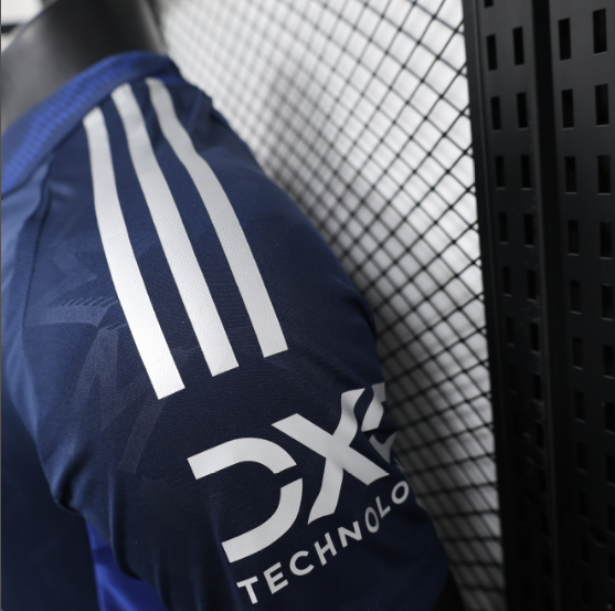 24/25 Manchester United Away Player Version Football T-Shirt Thai Quality