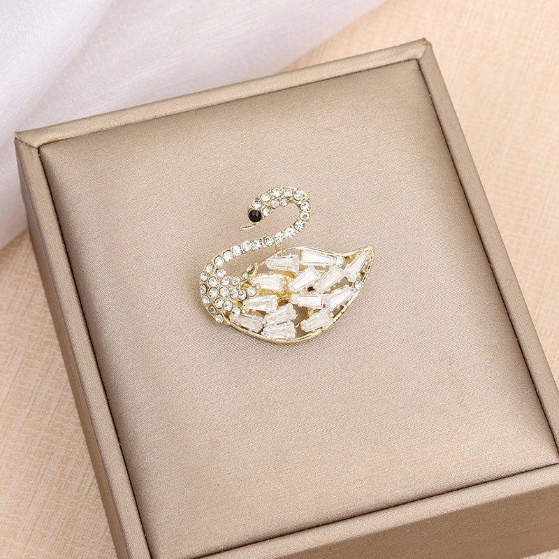 Minimalist Pin Insect Flower Bow Knot Alloy Inlay Zircon Women’s Brooches