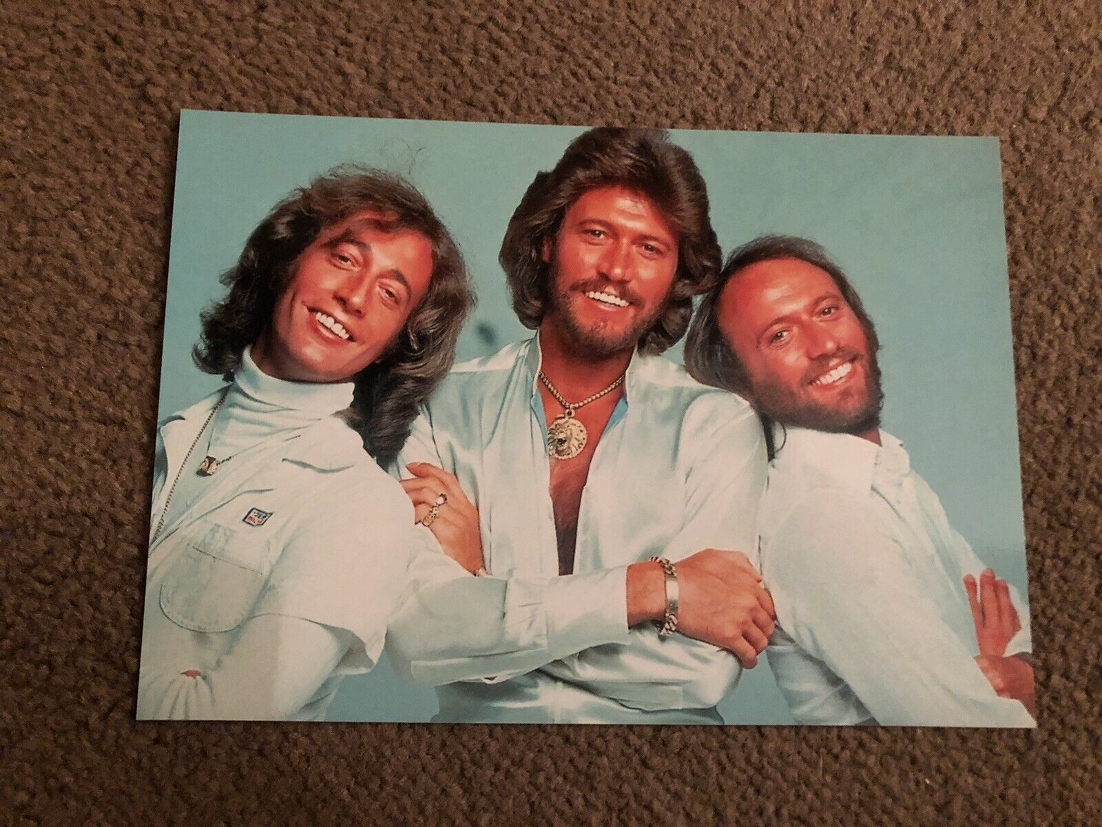 THE BEE GEES- SINGERS- UNSIGNED Photo Poster painting 7x5”