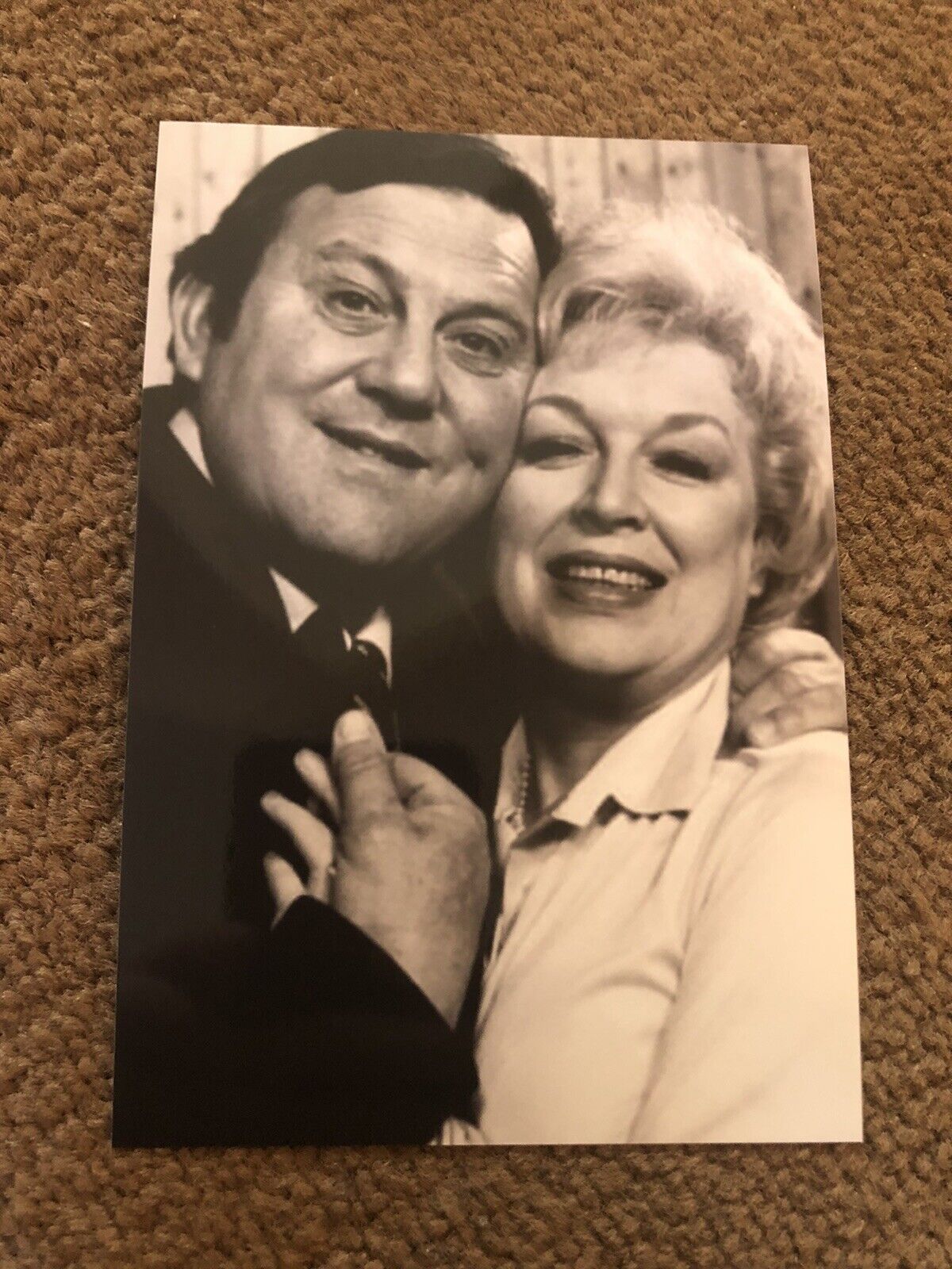 JUNE WHITFIELD & TERRY SCOTT (TERRY & JUNE) UNSIGNED Photo Poster painting 6x4”