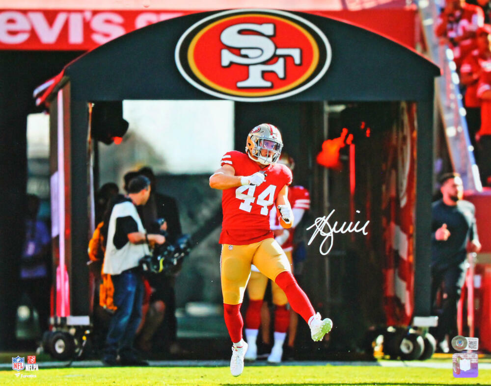 Kyle Juszczyk Signed SF 49ers 16x20 Running From Tunnel Photo Poster painting- Beckett W Holo