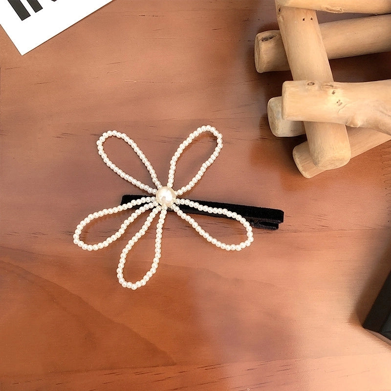 Women's Sweet Flower Alloy Inlay Artificial Pearls Hair Clip
