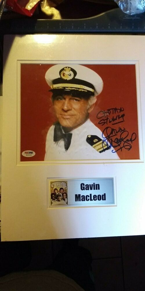 Gavin MacLeod signed 8x10. PSA DNA sticker only