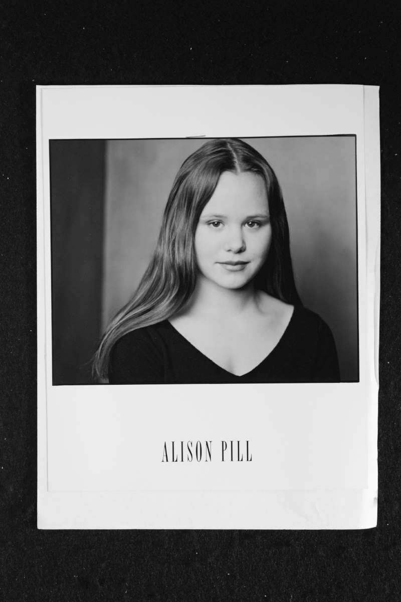 Alison Pill - 8x10 Headshot Photo Poster painting w/ Resume - Fast Food High