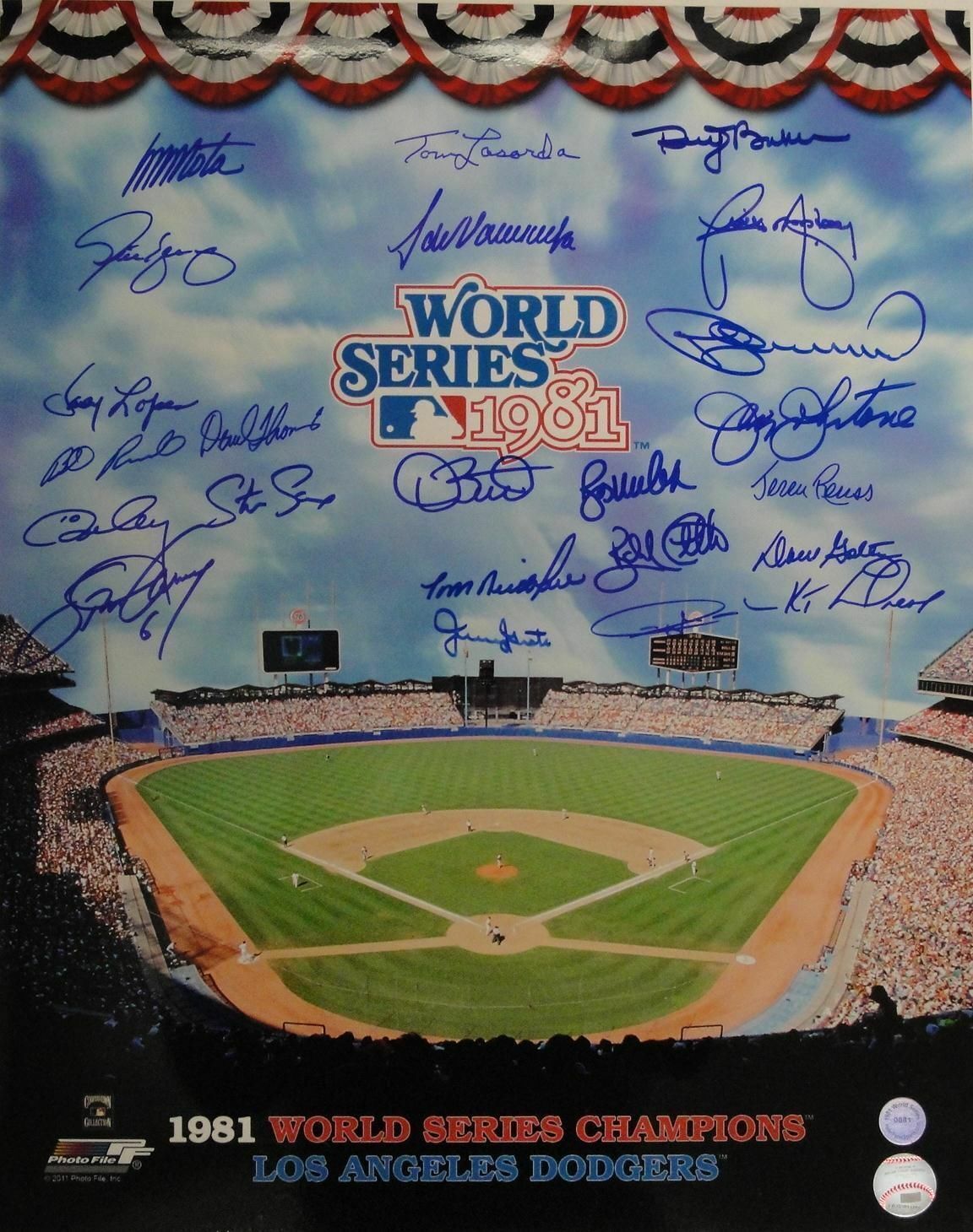 1981 WS Team Signed 16x20 Photo Poster painting Lasorda Lopes Garvey Cey Valenzuela Baker Monday