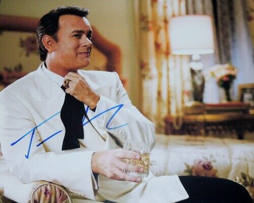 Tom Hanks Signed - Autographed 11x14 inch Photo Poster painting with Certificate