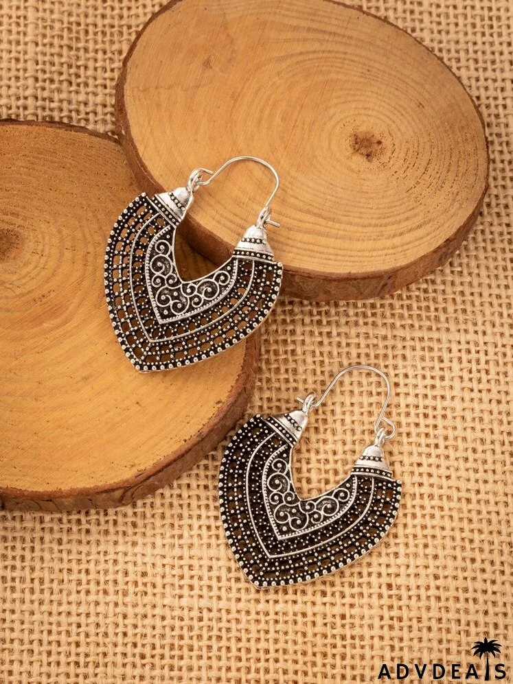 Hollow Out Hoop Earrings