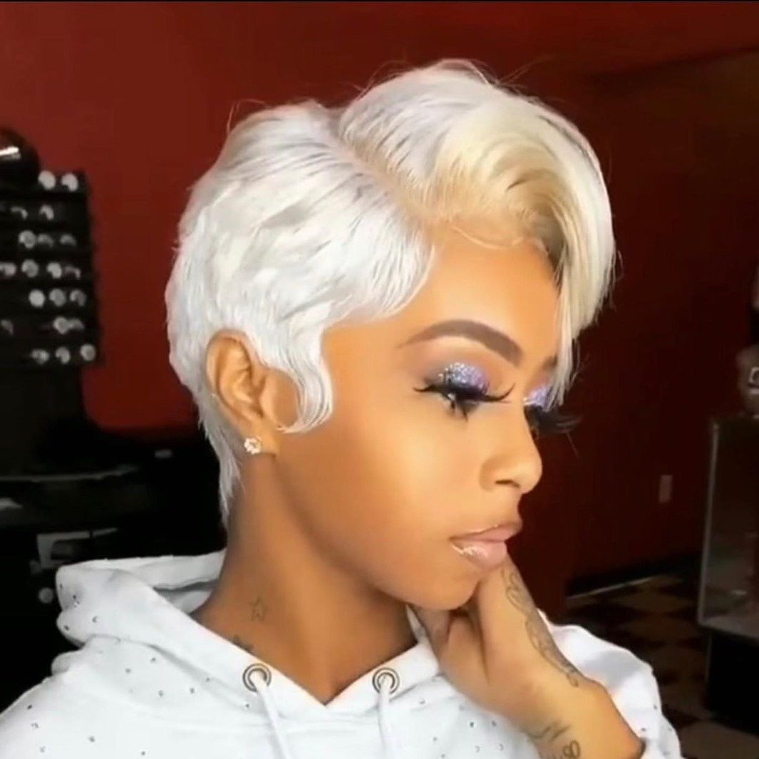 🔥Hot| 🔥Gluess Wave Wig Lace Front Super Short Layered Straight Silver Wig With Bangs US Mall Lifes