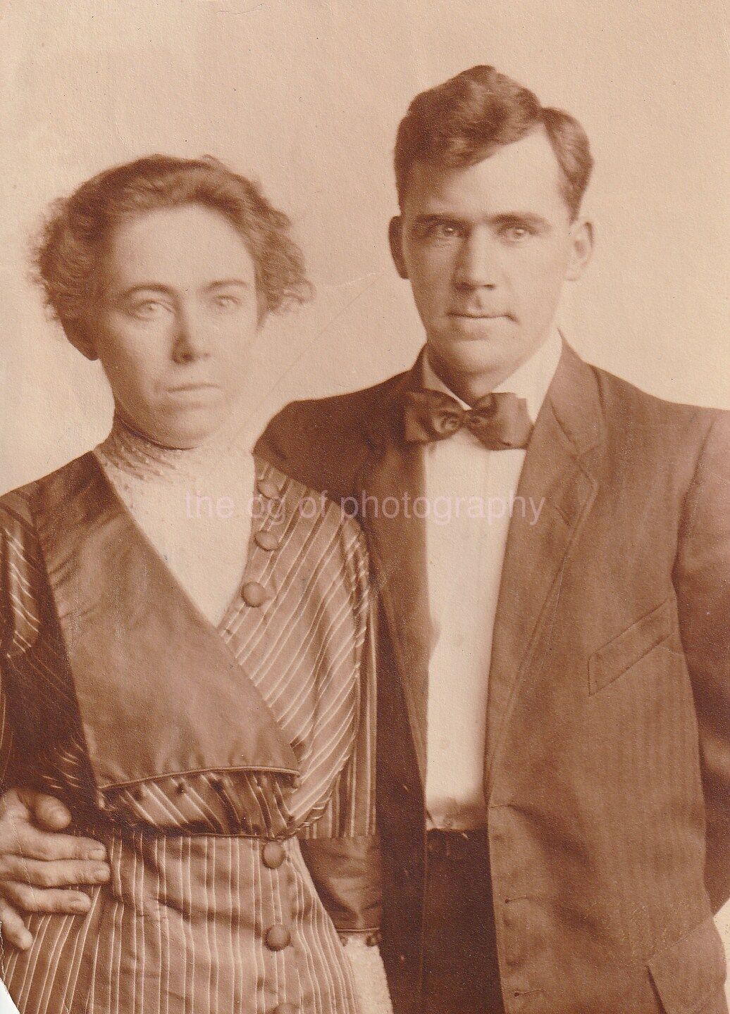 YOUNG COUPLE Man WOMAN Found Photo Poster paintinggraph bwPortrait VINTAGE 810 7