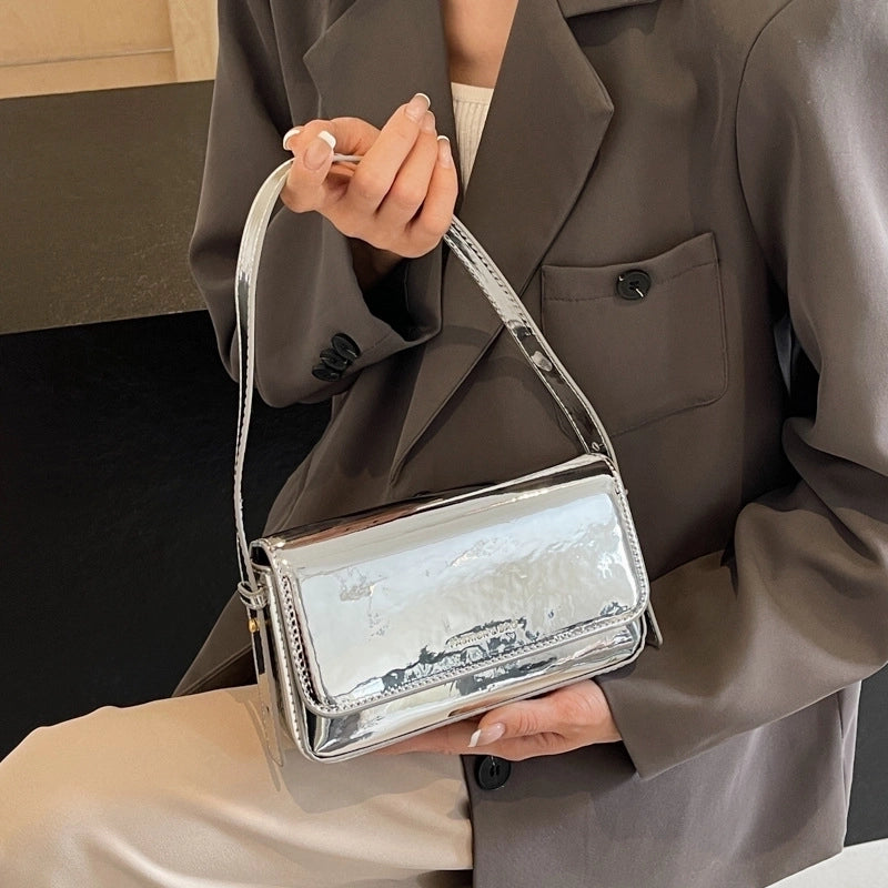 Women’s Small Pu Leather Solid Color Streetwear Magnetic Buckle Square Bag