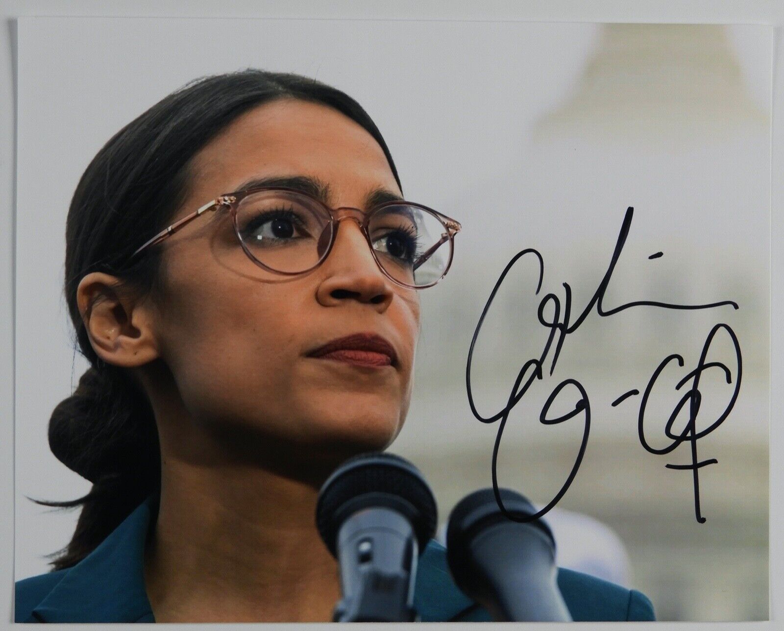 Alexandria Ocasio-Cortez AOC JSA Autograph Signed Photo Poster painting COA 8 x 10 Photo Poster painting