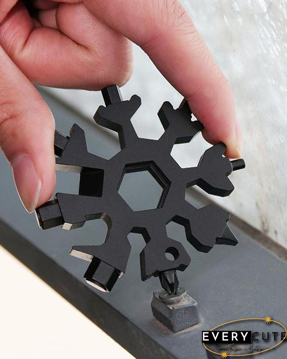 18-in-1 Stainless Steel Snowflakes Multi-tool