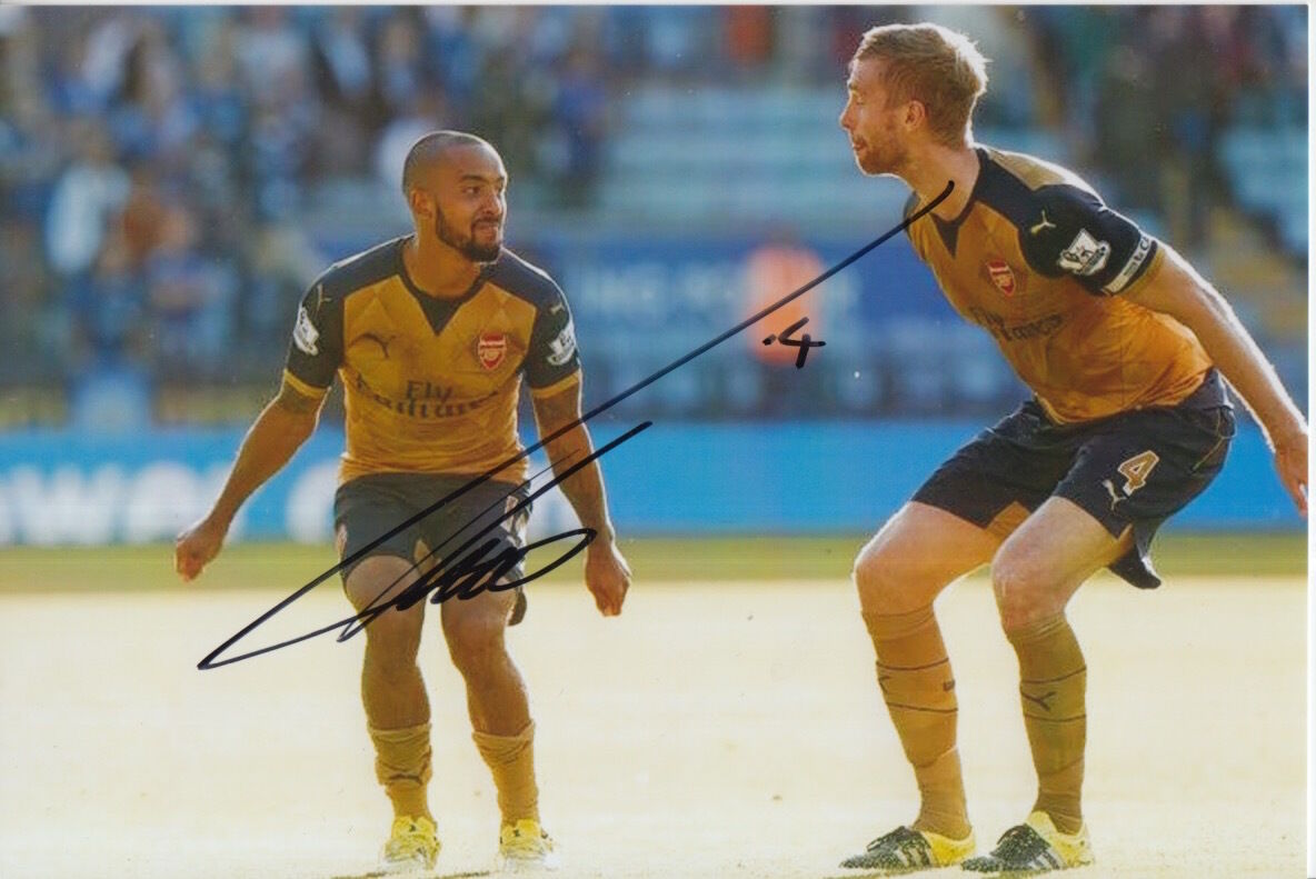 ARSENAL HAND SIGNED THEO WALCOTT 6X4 Photo Poster painting 1.