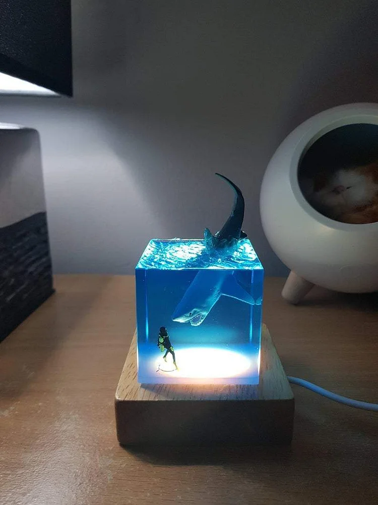 3D Shark Diver Decoration LED Lamp