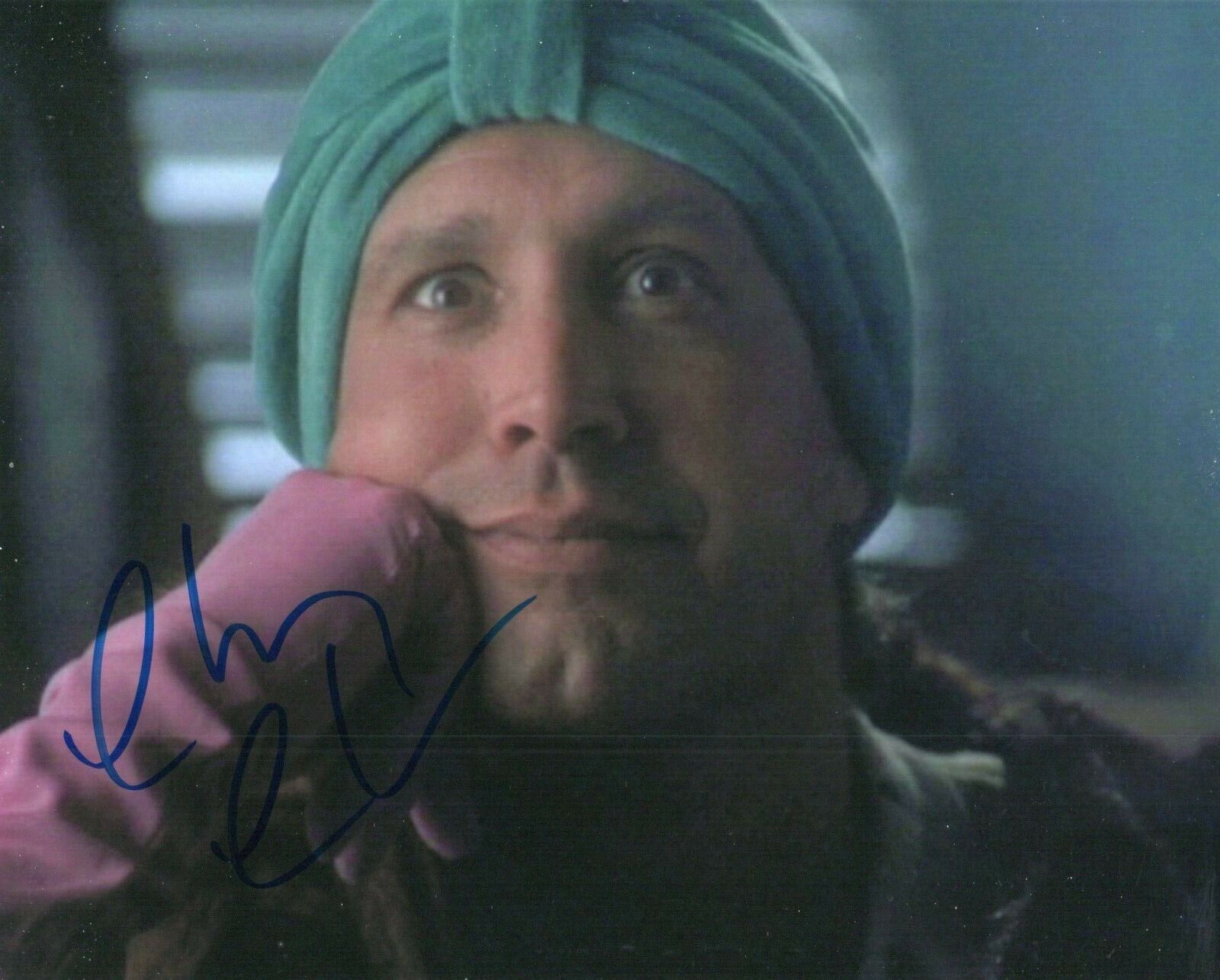 Autographed Chevy Chase signed 8 x 10 Photo Poster painting Christmas Vacation Nice