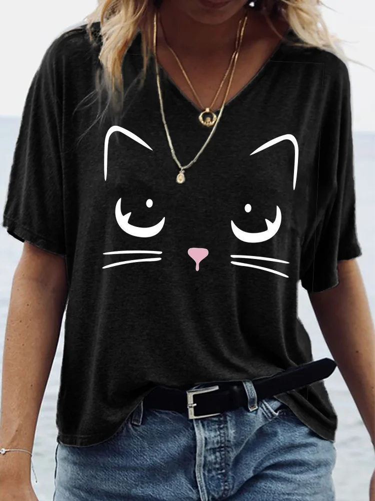 Lovely Cats Face Graphic V Neck T Shirt