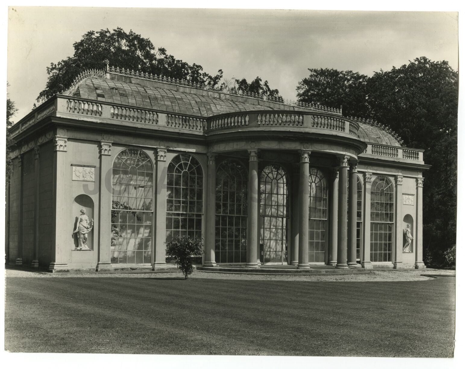 Heveningham Hall - Vintage 8x10 Publication Photo Poster paintinggraph - England