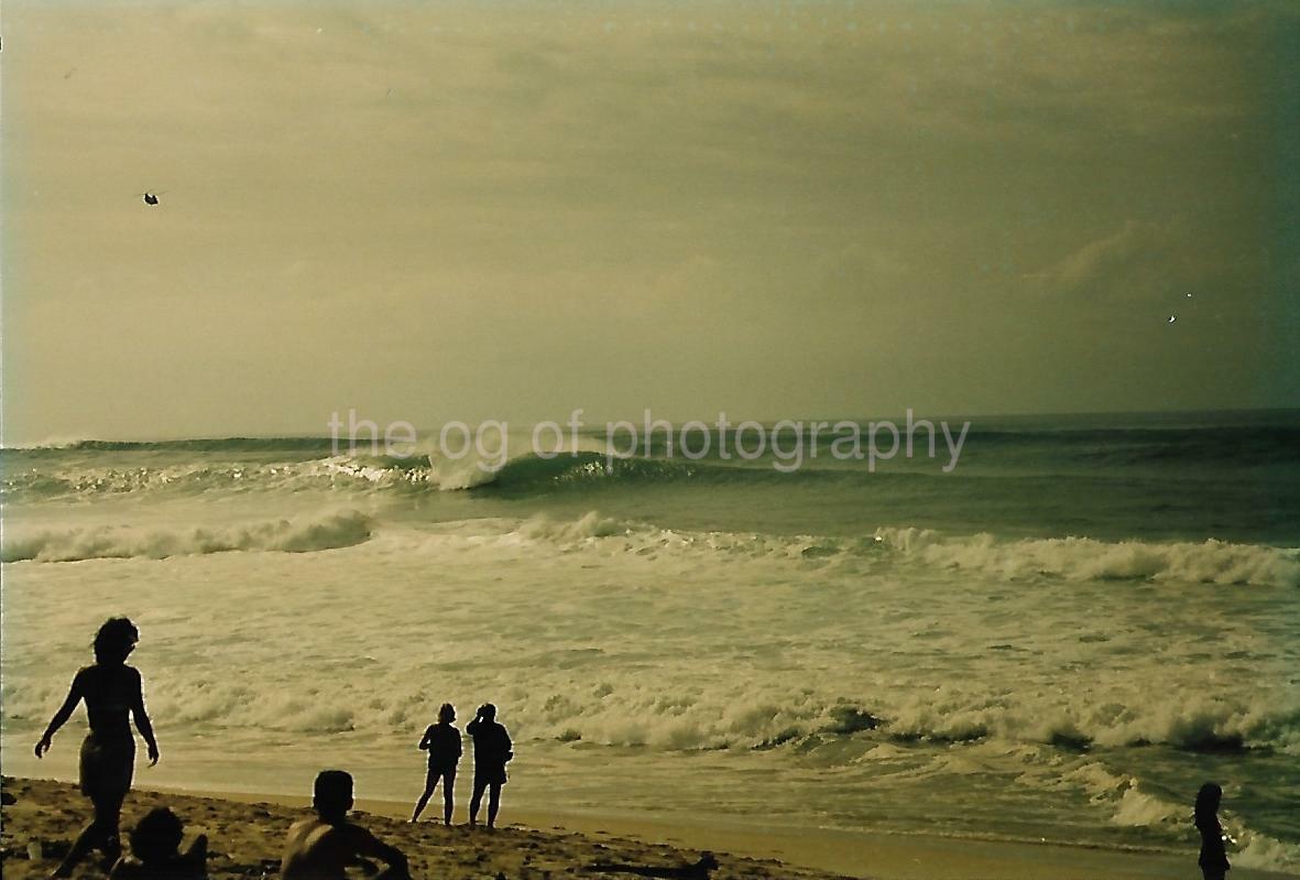 A Day At The Beach FOUND Photo Poster paintingGRAPH ColorOriginal Snapshot 14 6 A