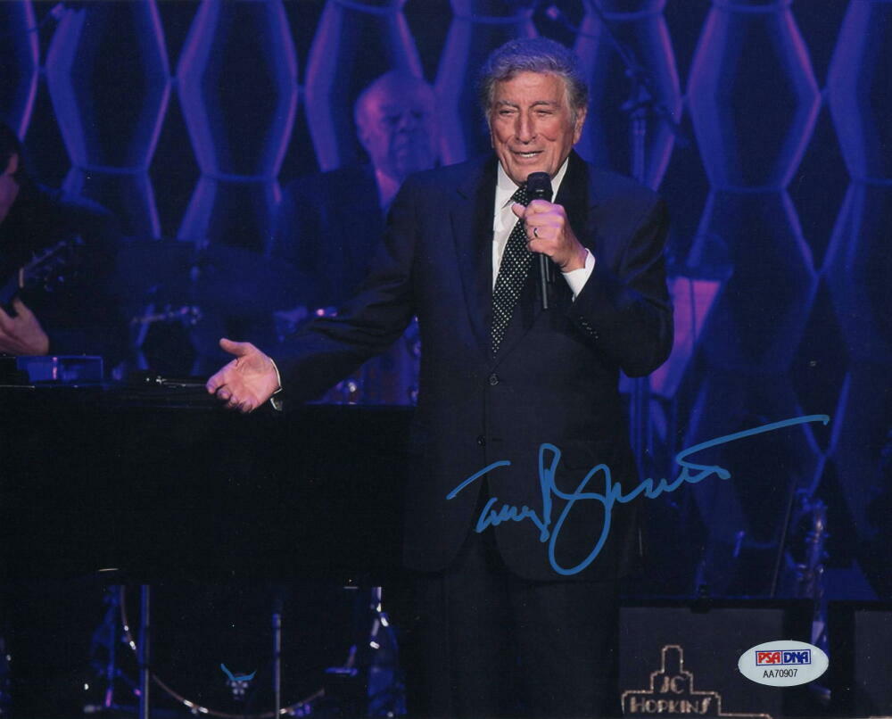TONY BENNETT SIGNED AUTOGRAPH 8X10 Photo Poster painting - LEGENDARY RAGS TO RICHES CROONER PSA