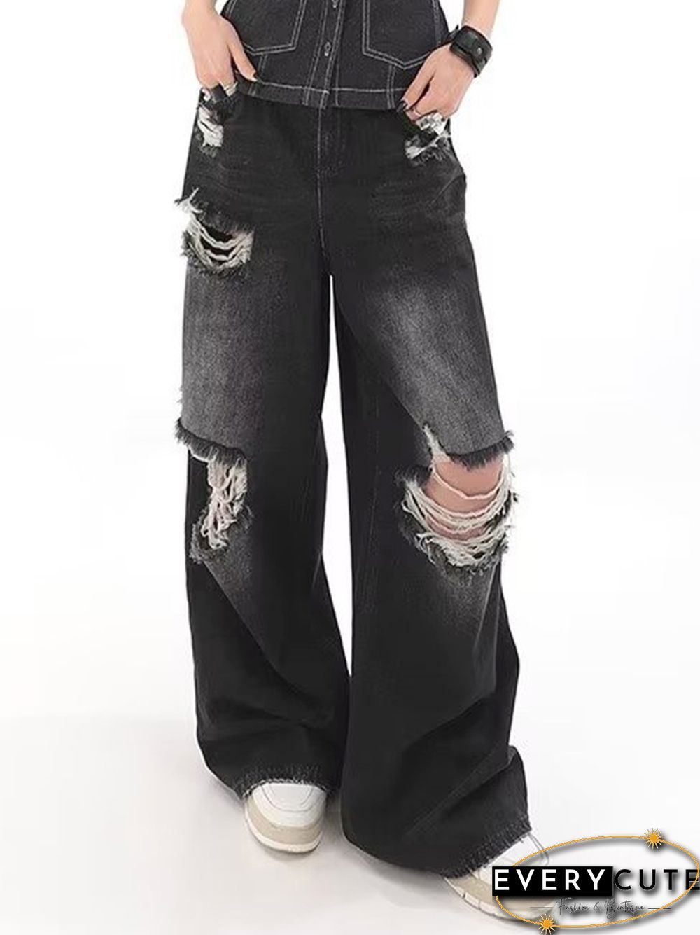 Ripped Boyfriend Jeans