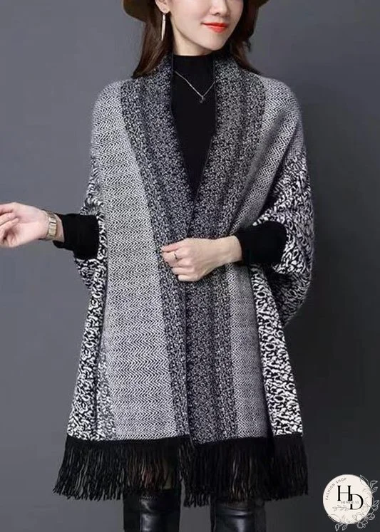 Plus Size Grey V Neck Tasseled Patchwork Knit Cardigans Fall