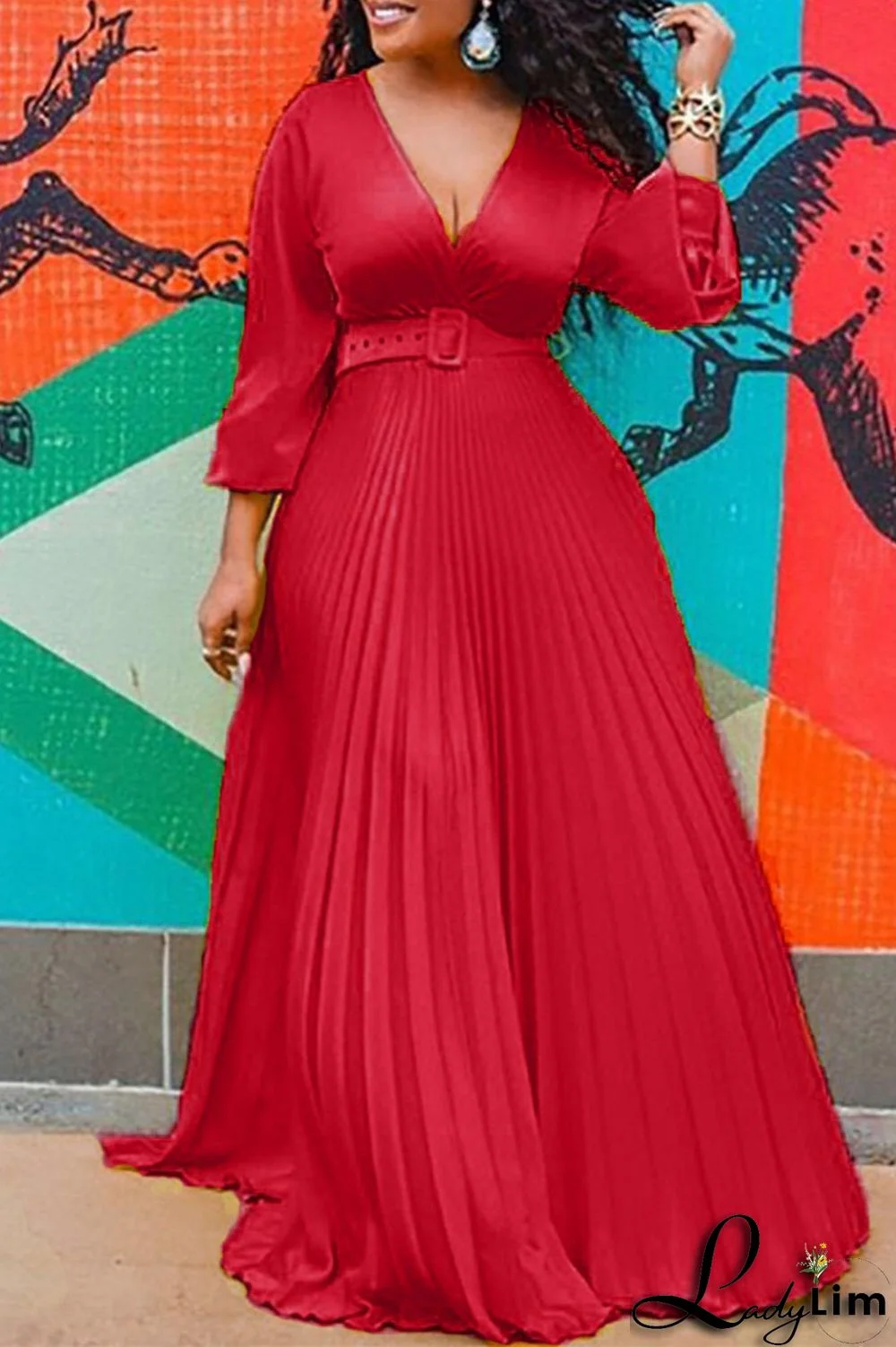 Light Yellow Fashion Casual Solid With Belt V Neck Pleated Dresses