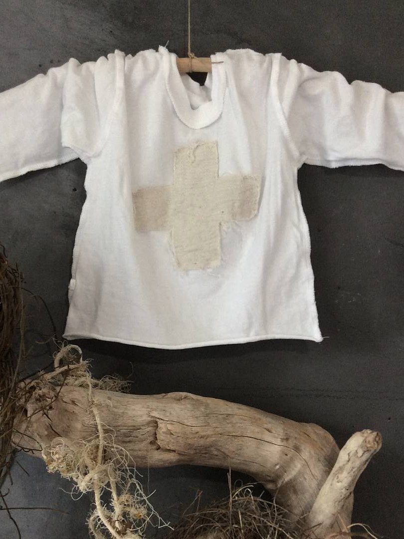 Womens Cross-embellished Casual Linen Tee