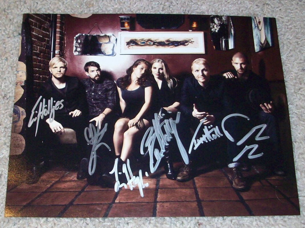 DELTA RAE SIGNED AUTOGRAPH 8x10 Photo Poster painting B w/PROOF BY ALL 6 BRITTANY HOLLJES +5