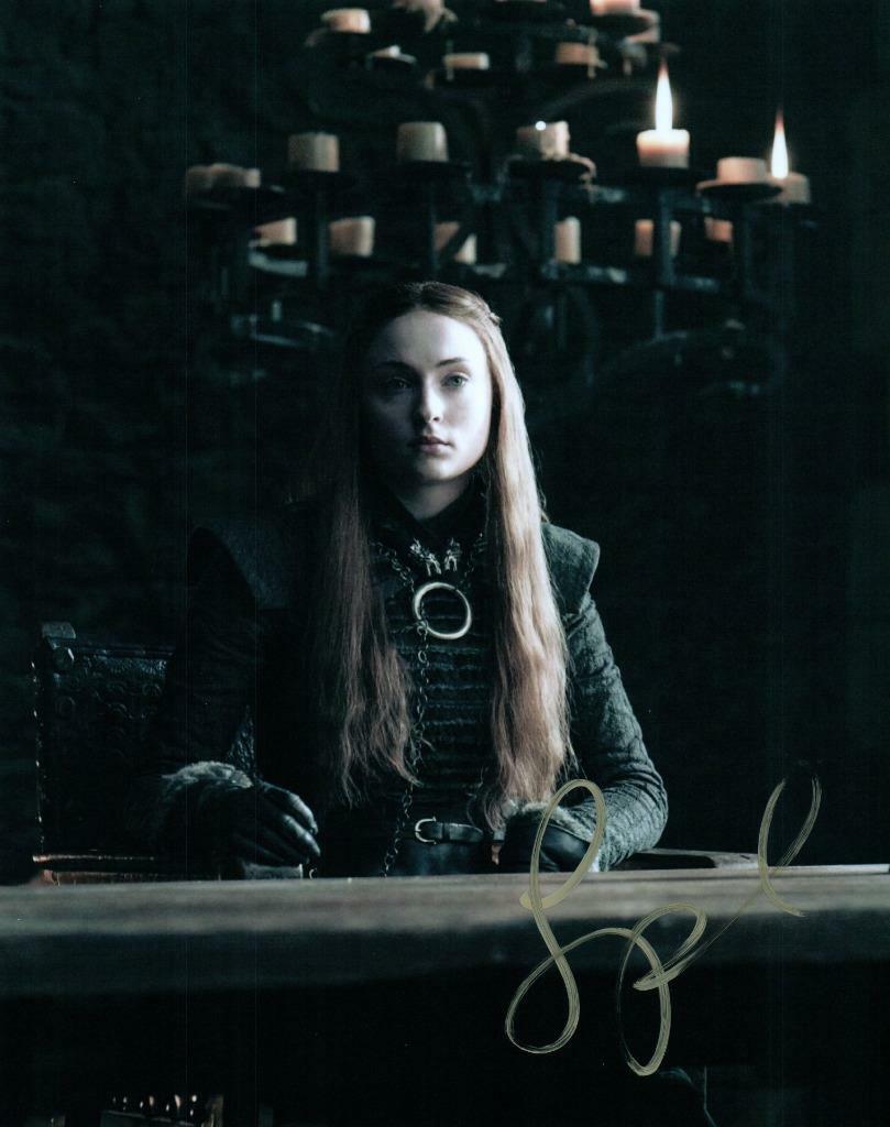 Sophie Turner signed 8x10 Picture autographed Photo Poster painting with COA