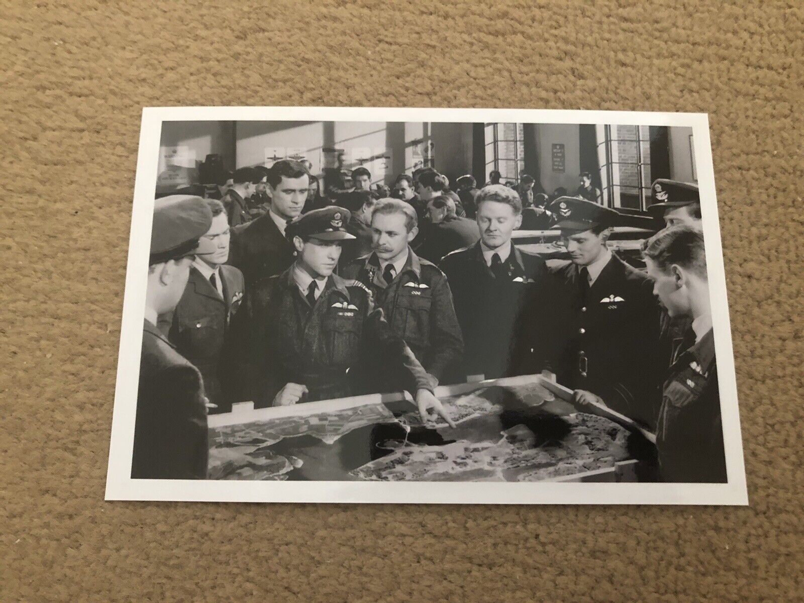 RICHARD TODD (THE DAMBUSTERS) UNSIGNED Photo Poster painting- 6x4”