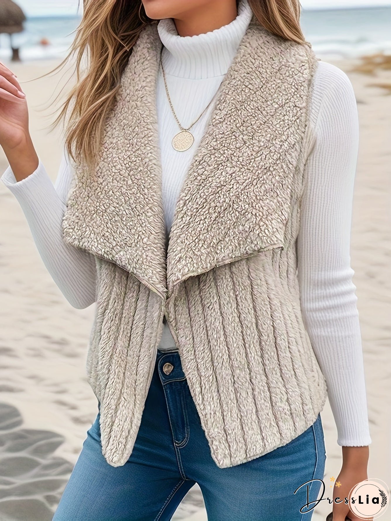 Casual and Comfortable winter garment