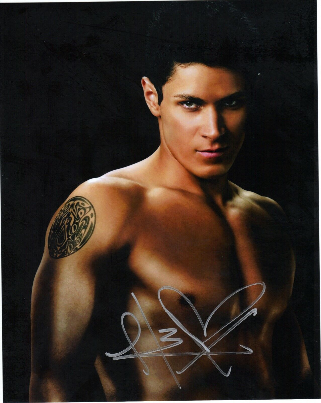 Alex Meraz Twilight Shirtless, Original Autographed 8X10 Photo Poster painting At Hollywoodshow