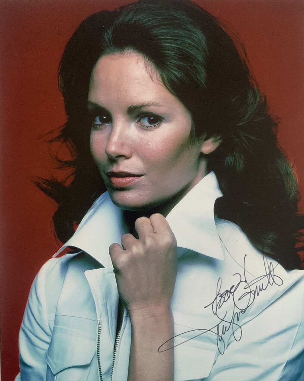 JACLYN SMITH HAND SIGNED 8x10 Photo Poster painting CHARLIES ANGELS AUTHENTIC AUTOGRAPH COA